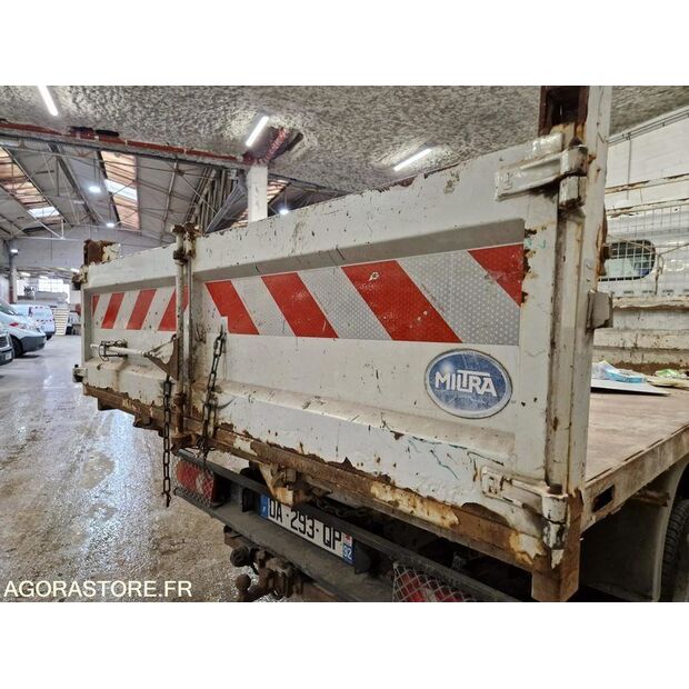 2013 Renault Maxity-46747457