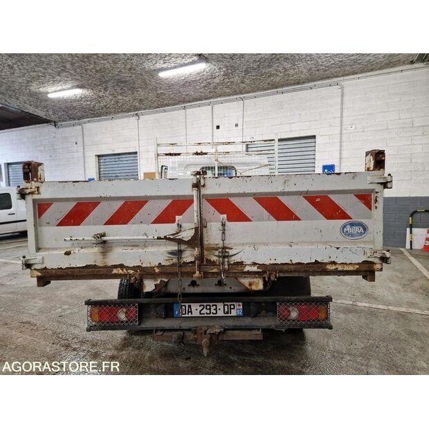 2013 Renault Maxity-46747458