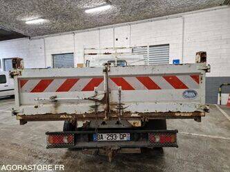 2013-renault-maxity-1444920-46747458