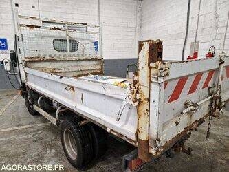 2013-renault-maxity-1444920-46747459