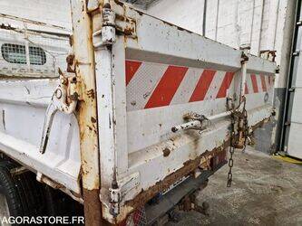 2013-renault-maxity-1444920-46747461