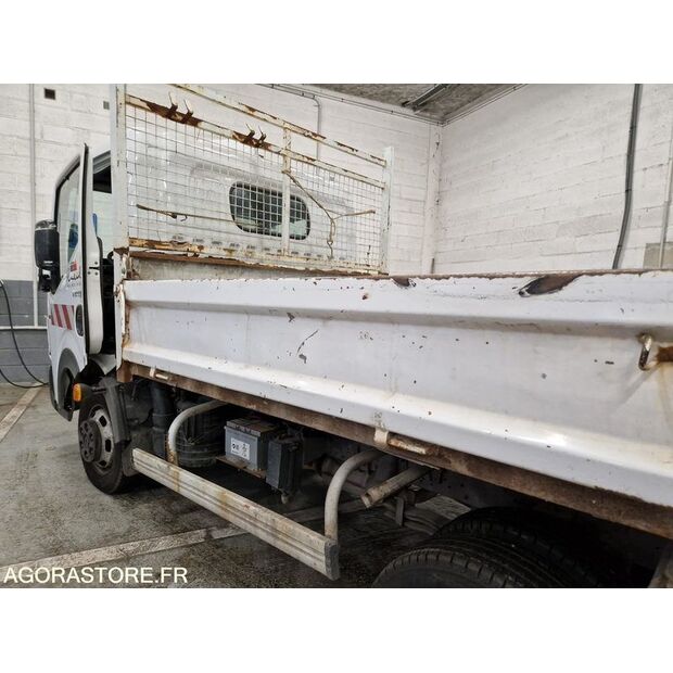 2013 Renault Maxity-46747462