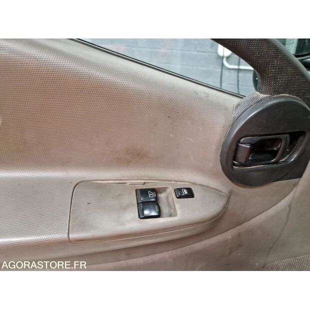 2013 Renault Maxity-46747465