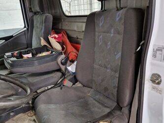 2013-renault-maxity-1444920-46747466