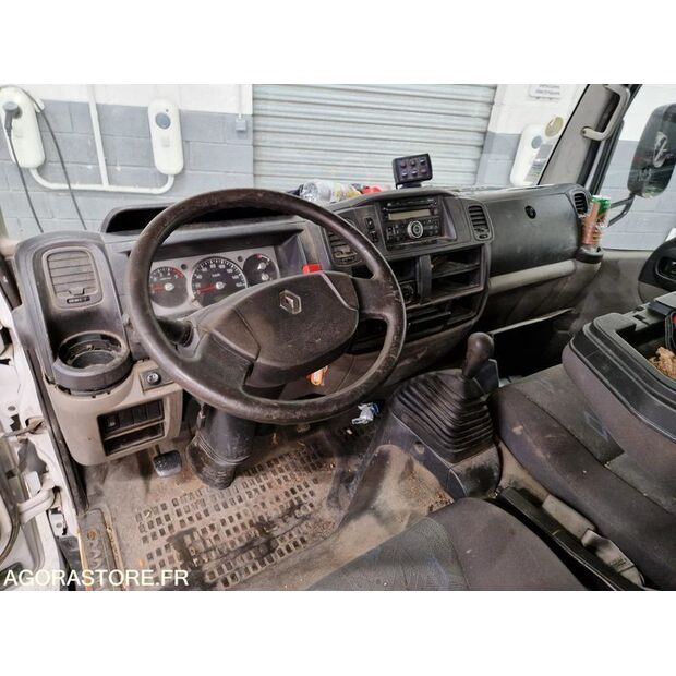 2013 Renault Maxity-46747467