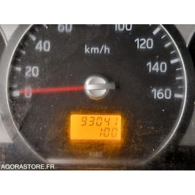 2013 Renault Maxity-46747471