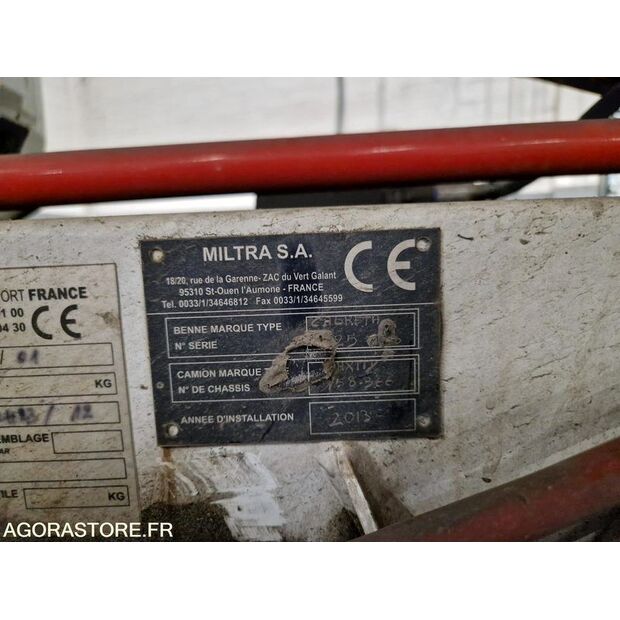 2013 Renault Maxity-46747473