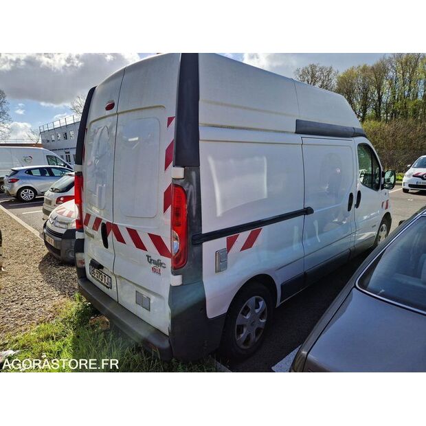 2011 Renault Trafic-46747487