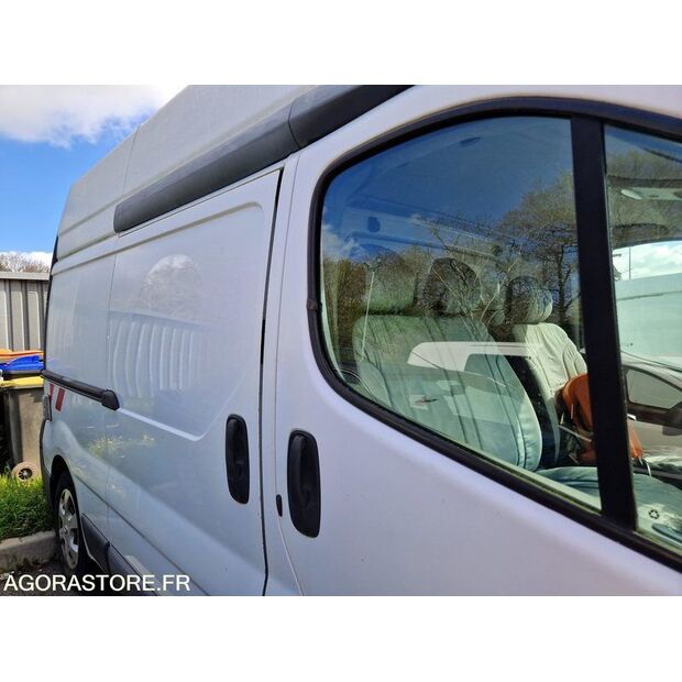 2011 Renault Trafic-46747498