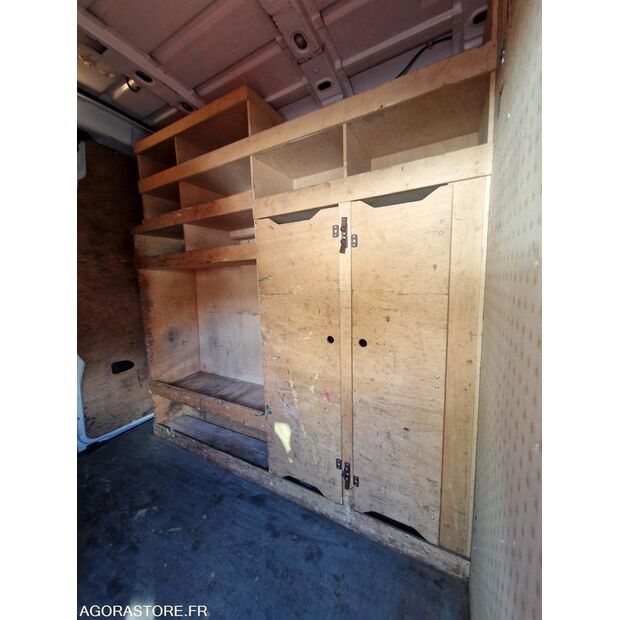 2011 Renault Trafic-46747499