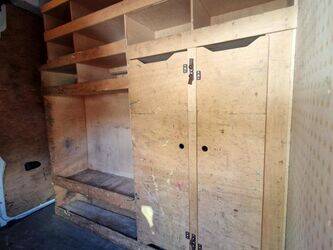 2011-renault-trafic-1444922-46747499