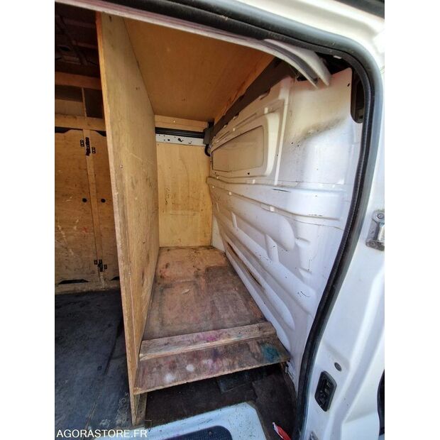 2011 Renault Trafic-46747506