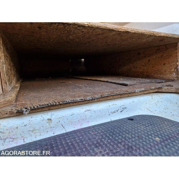 2011 Renault Trafic-46747507