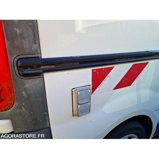 2011 Renault Trafic-46747509