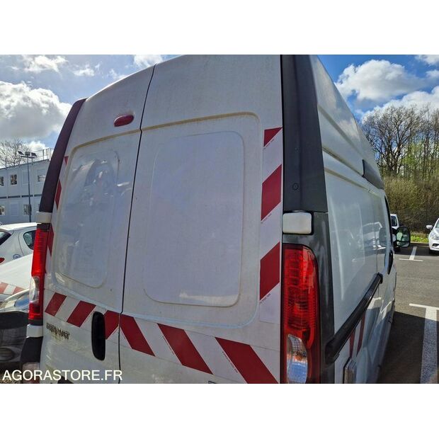 2011 Renault Trafic-46747516