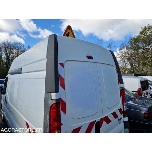 2011 Renault Trafic-46747523