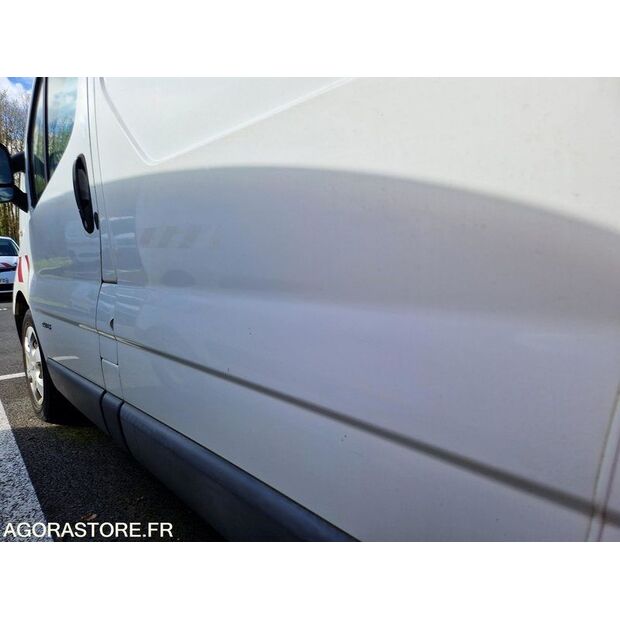 2011 Renault Trafic-46747528