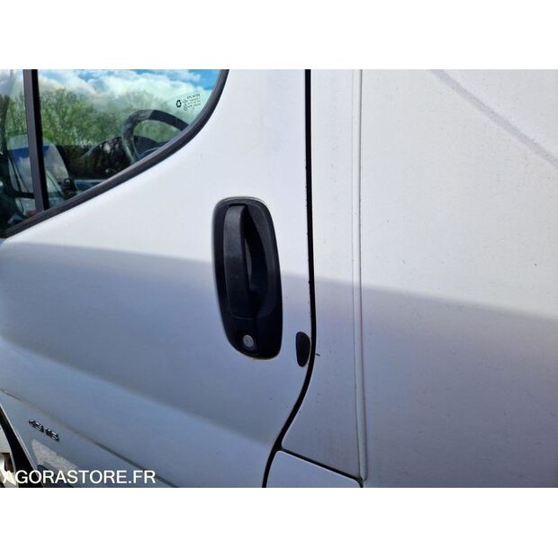 2011 Renault Trafic-46747529