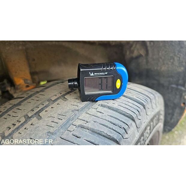 2004 Renault Master-46747567