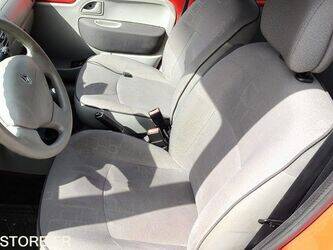 2008-renault-kangoo-1444924-46747585