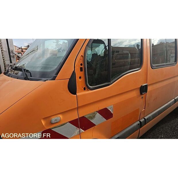 2004 Renault Master-46747625