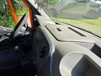 2011-renault-master-1444926-46747649