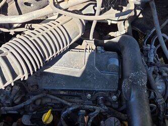 2011-renault-master-1444926-46747659