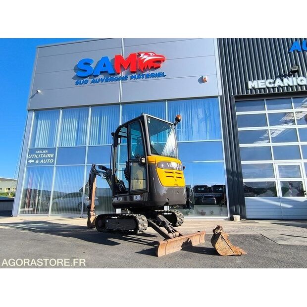 2016 Volvo EC18D-46747673