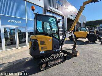 2016-volvo-ec18d-1444928-46747680