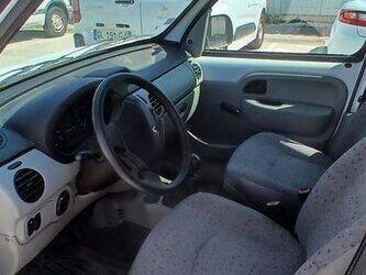 2003-renault-kangoo-1444930-46747698