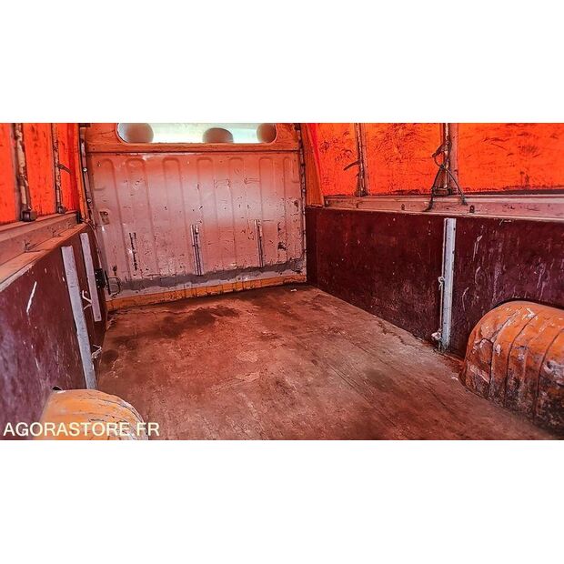 2001 Renault Master-46747716