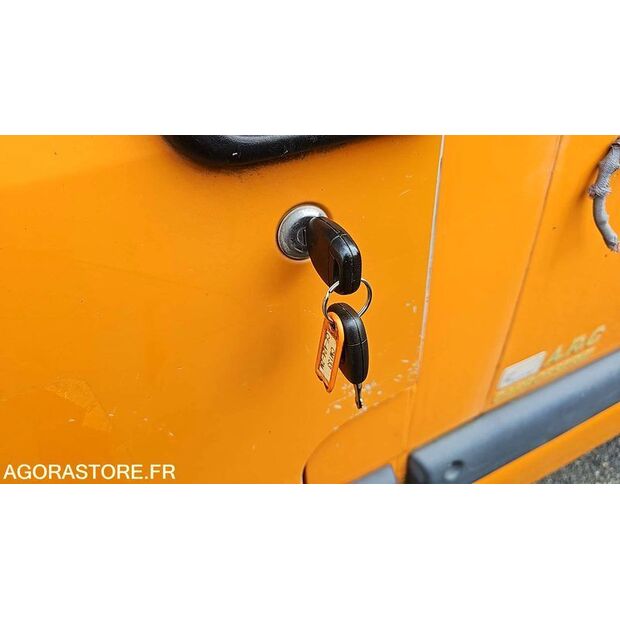 2001 Renault Master-46747719