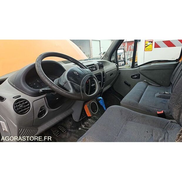 2001 Renault Master-46747723