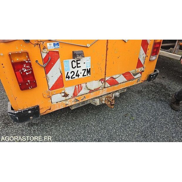 2001 Renault Master-46747729