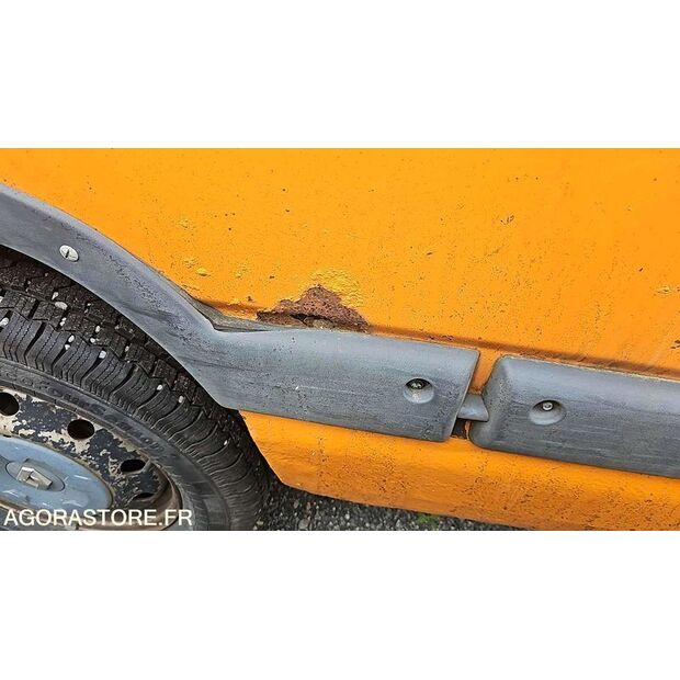 2001 Renault Master-46747730