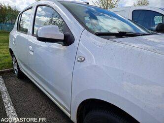 2016-dacia-sandero-1444932-46747743