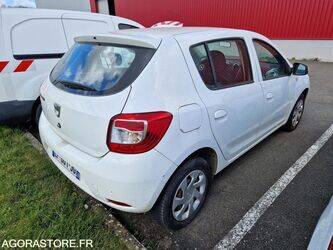 2016-dacia-sandero-1444932-46747745