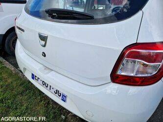 2016-dacia-sandero-1444932-46747748