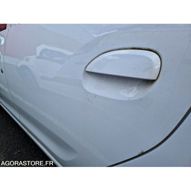 2016 داسيا SANDERO-46747754