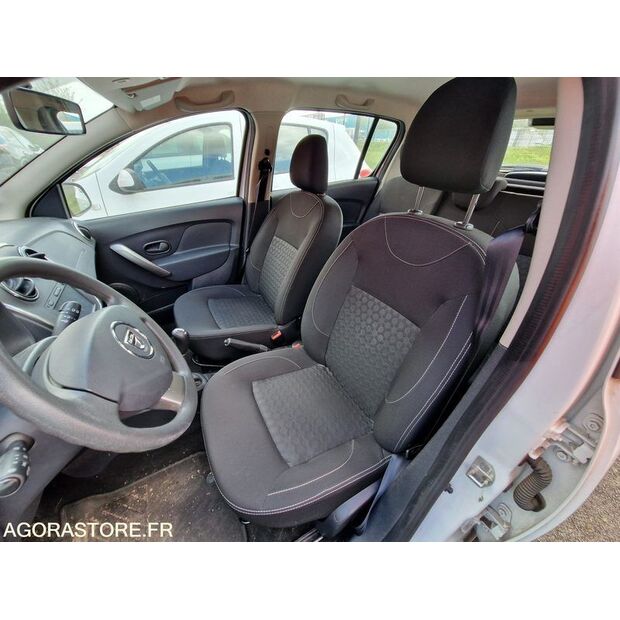 2016 داسيا SANDERO-46747758