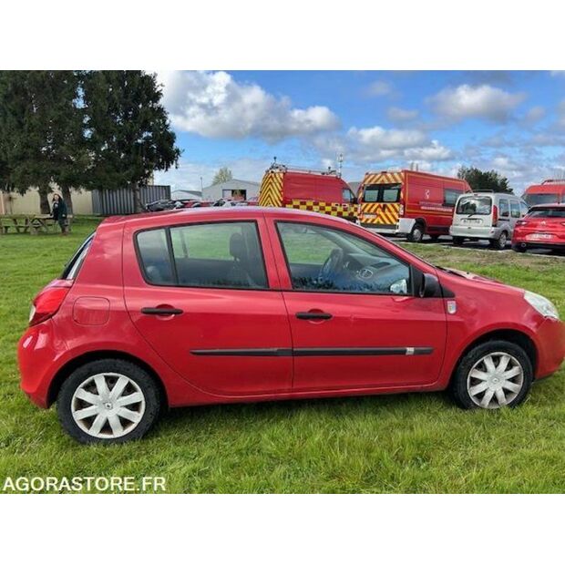 2012 Renault Clio-46747768