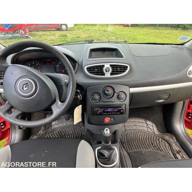 2012 Renault Clio-46747771