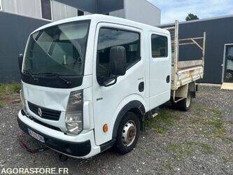 2009-renault-maxity-1444934-46747776
