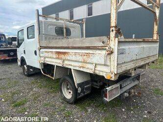 2009-renault-maxity-1444934-46747778