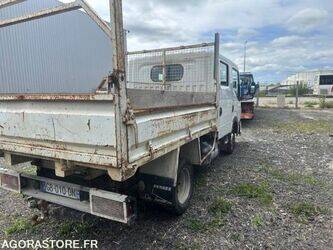 2009-renault-maxity-1444934-46747779