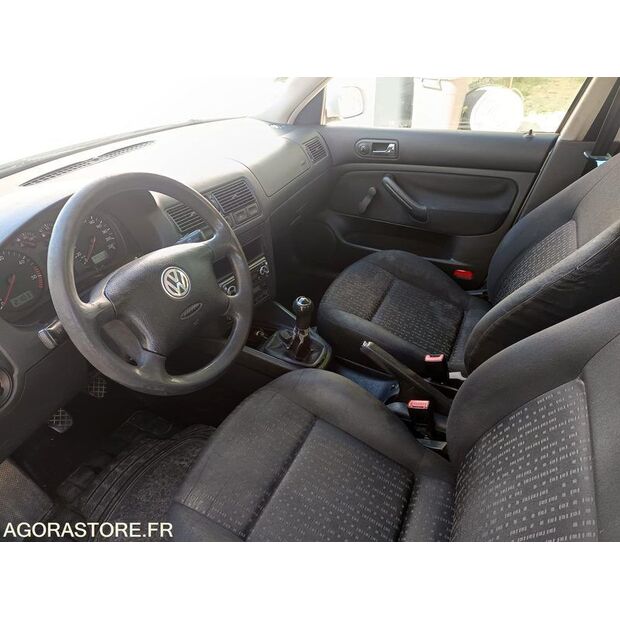 2003 Volkswagen Golf-46747792