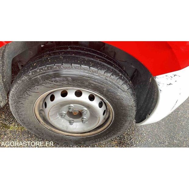 2013 Renault Master-46747823