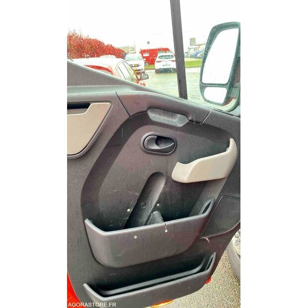 2013 Renault Master-46747830