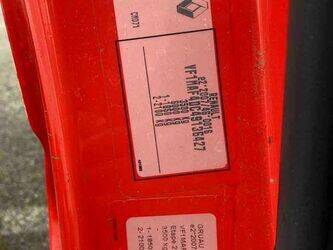 2013-renault-master-1444937-46747836