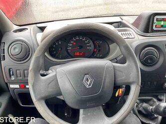 2013-renault-master-1444937-46747840